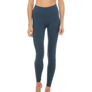 alo eclipse color yoga pants